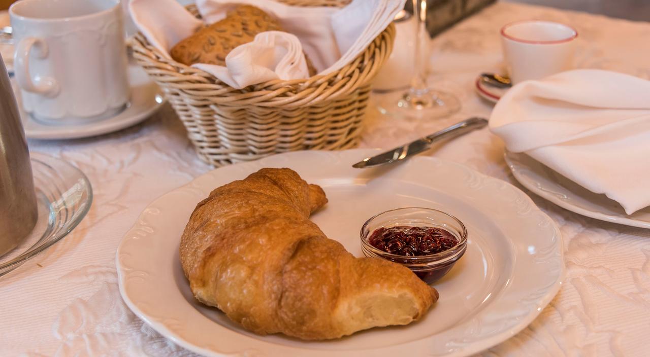 Hotel Mutz Garni Inning am Ammersee Zewnętrze zdjęcie